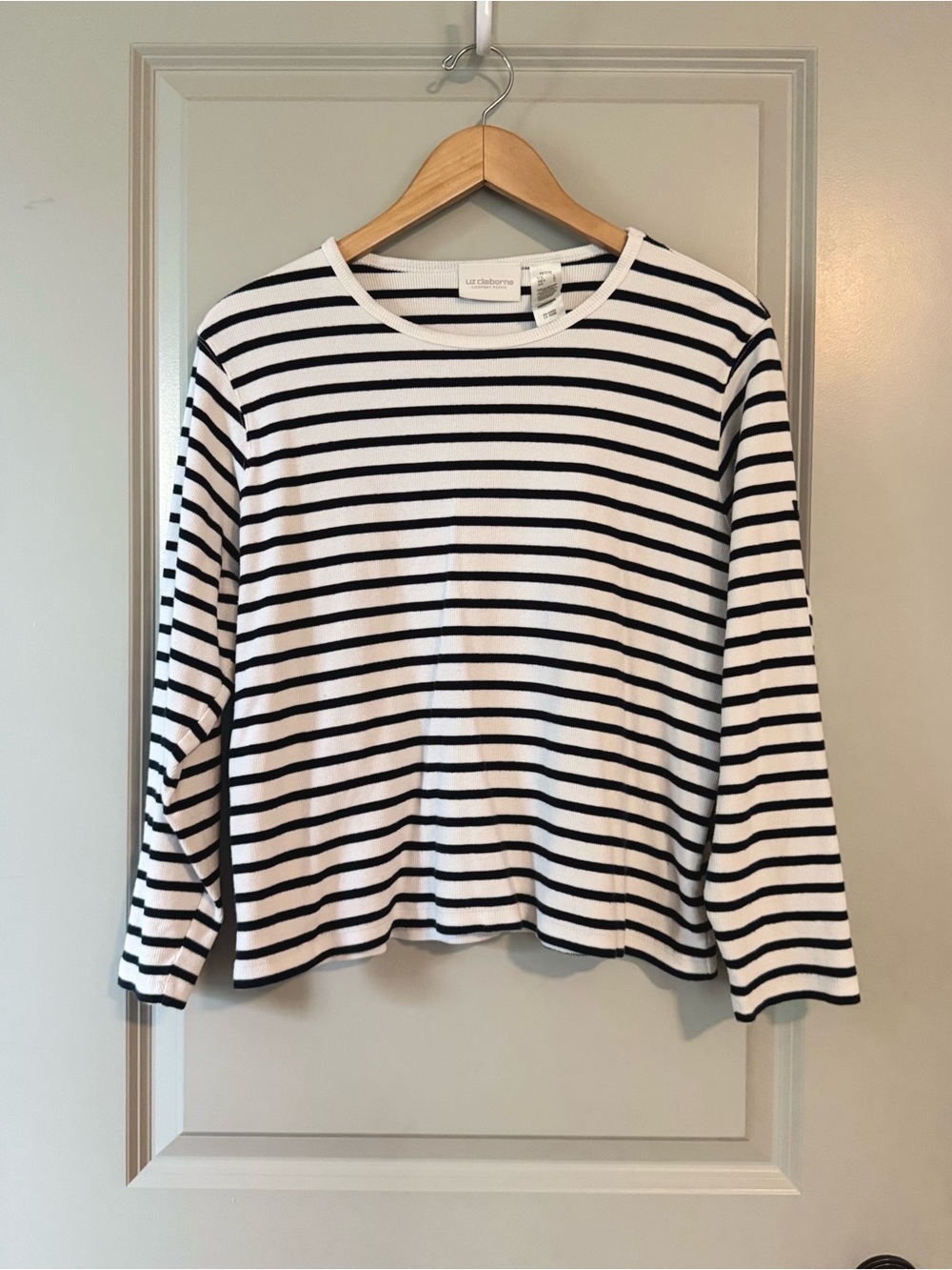 Vintage Liz Claiborne Navy & White Striped Long-Sleeve Ribbed Tee